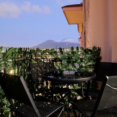 Napoli Central Lumina Suites Exterior photo